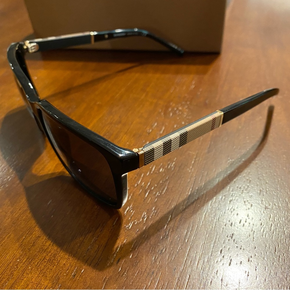 Authentic Burberry Sunglasses